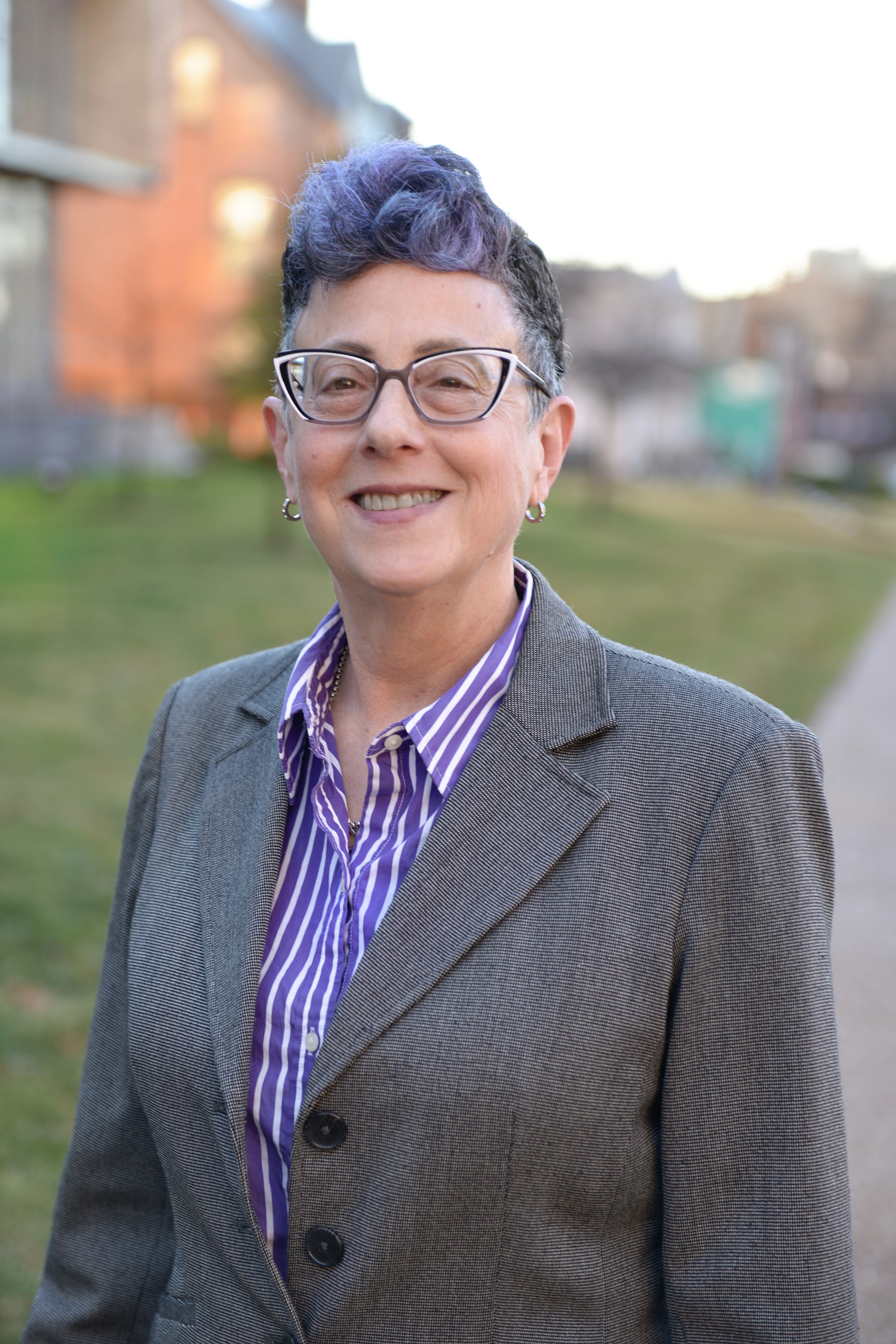 Dr. Lori Baron Dr. Lori Baron