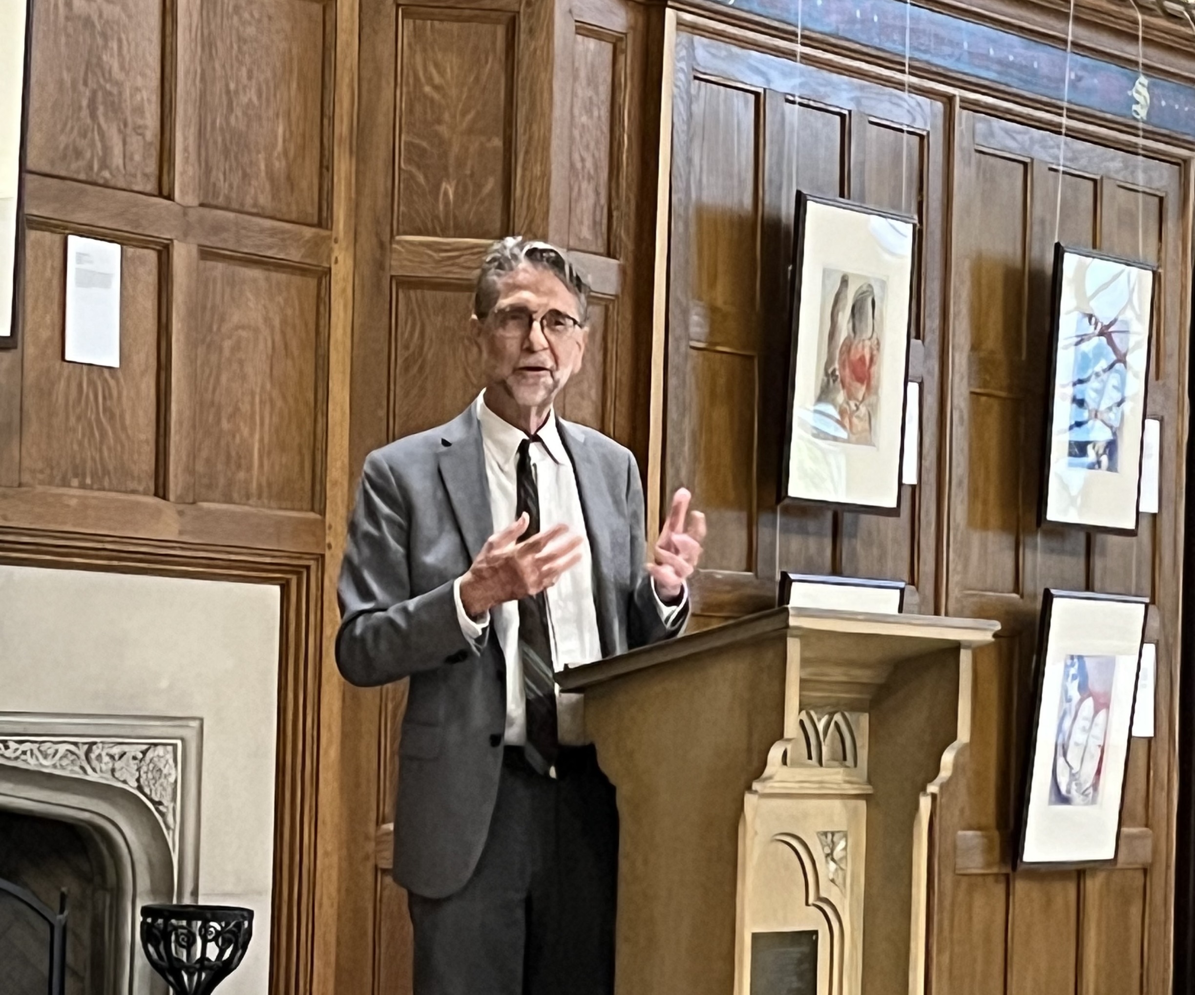 Ephraim Radner leading a contemplative lecture on a work by Marc Chagall Ephraim Radner leading a contemplative lecture on a work by Marc Chagall