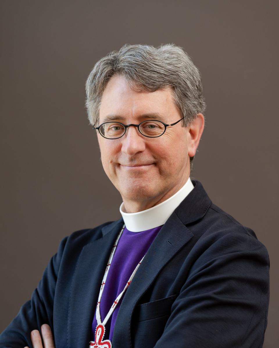 Stephen Andrews headshot