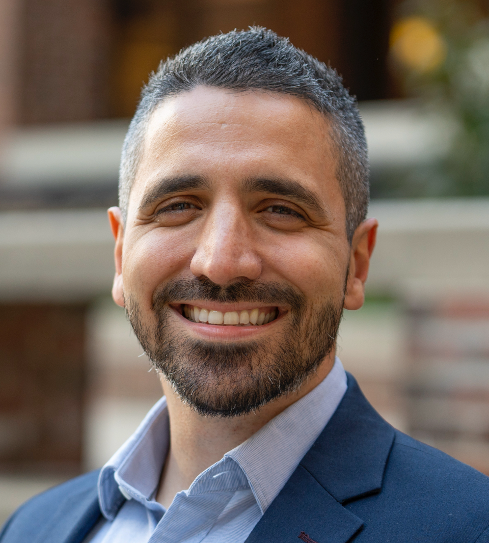 Michael Gabizon head shot exterior