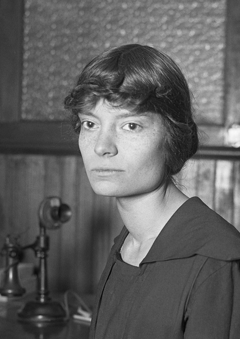 Dorothy Day, 1916 (cropped)