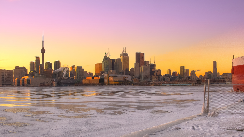 toronto winter skyline